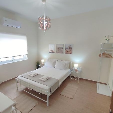 Апартаменты Preveza Mosaic House Экстерьер фото